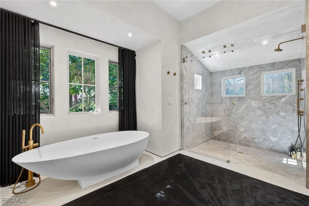 16469 Celebrita Court Naples FL 34110