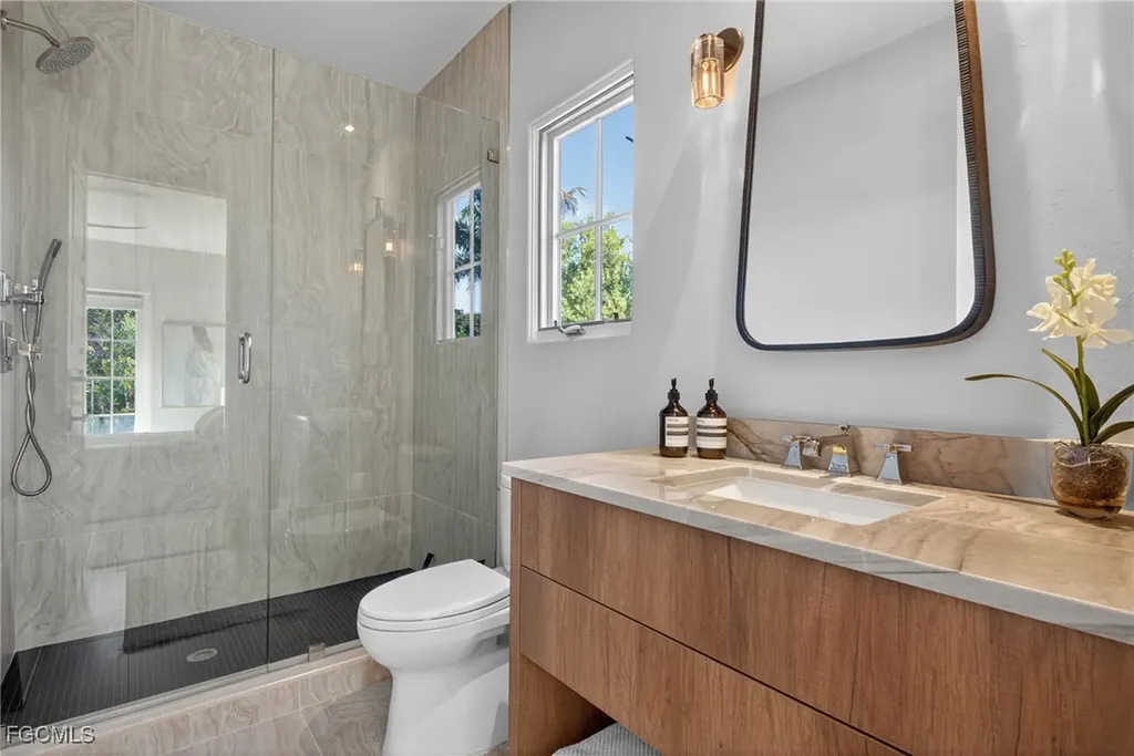 16469 Celebrita Court Naples FL 34110
