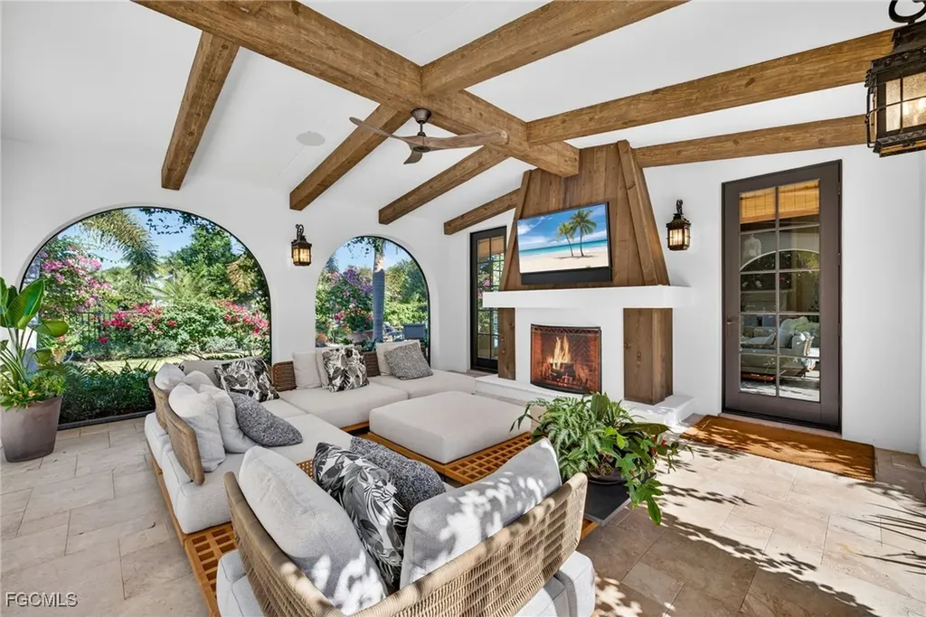 16469 Celebrita Court Naples FL 34110