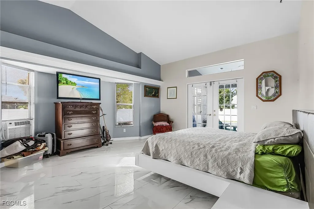 211 SW 47th Street Cape Coral FL 33914
