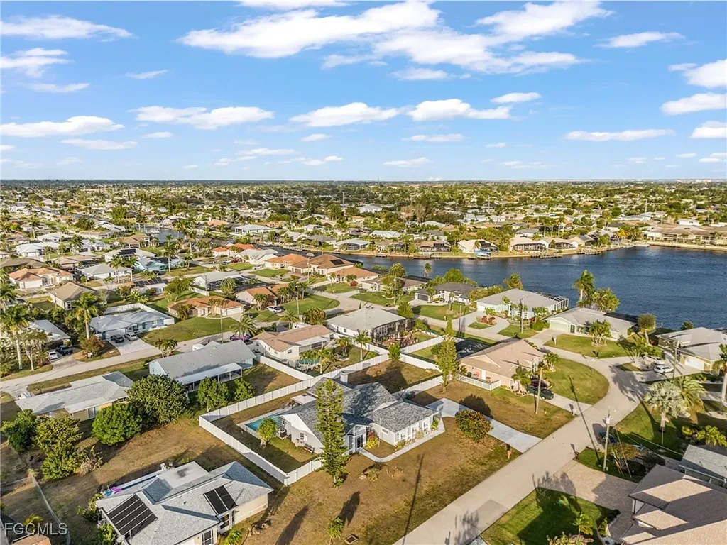 211 SW 47th Street Cape Coral FL 33914