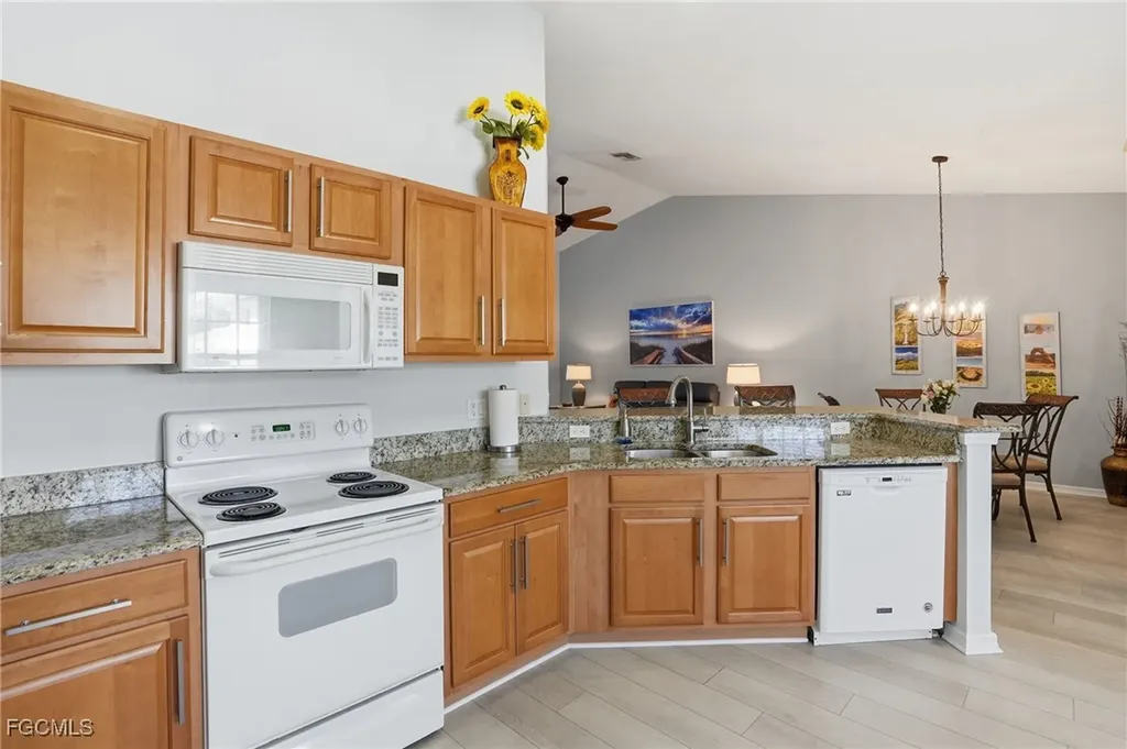 10137 Colonial Country Club Boulevard Fort Myers FL 33913