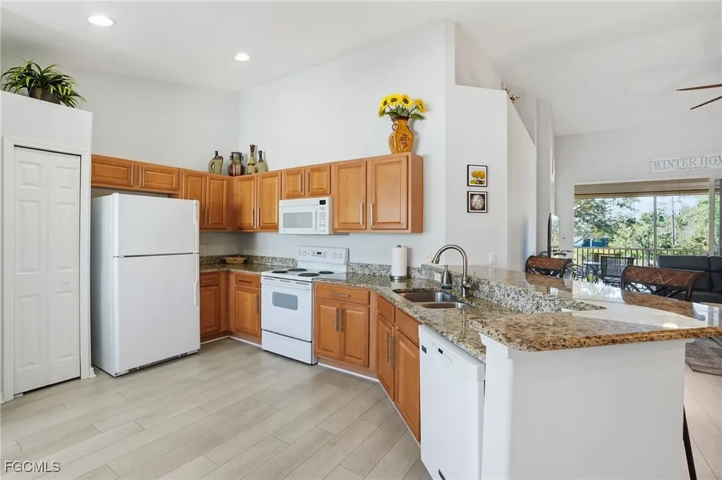 10137 Colonial Country Club Boulevard Fort Myers FL 33913