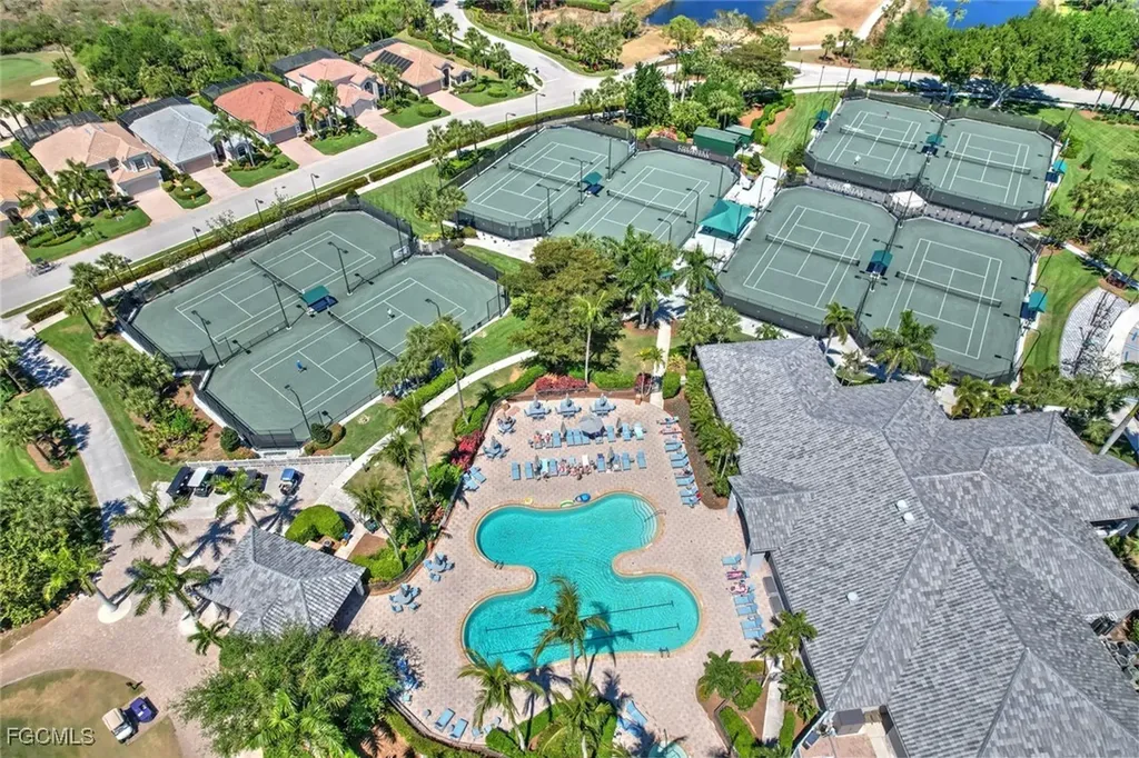 10137 Colonial Country Club Boulevard Fort Myers FL 33913