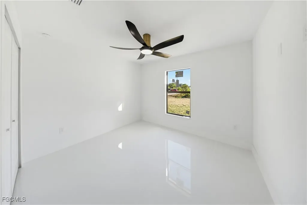 809 Anaconda Avenue S Lehigh Acres FL 33974