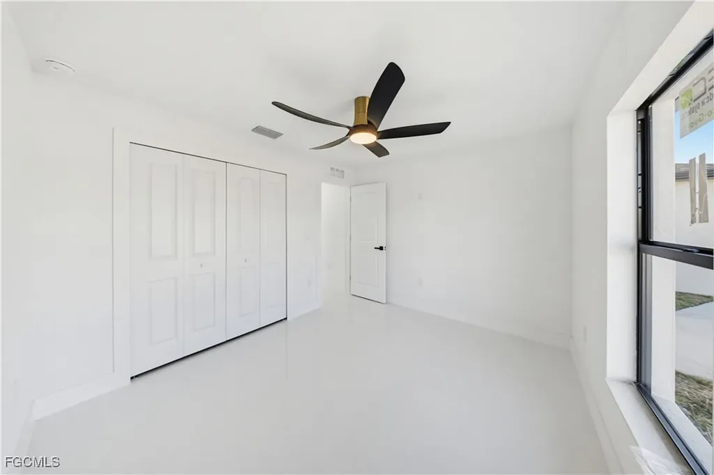809 Anaconda Avenue S Lehigh Acres FL 33974