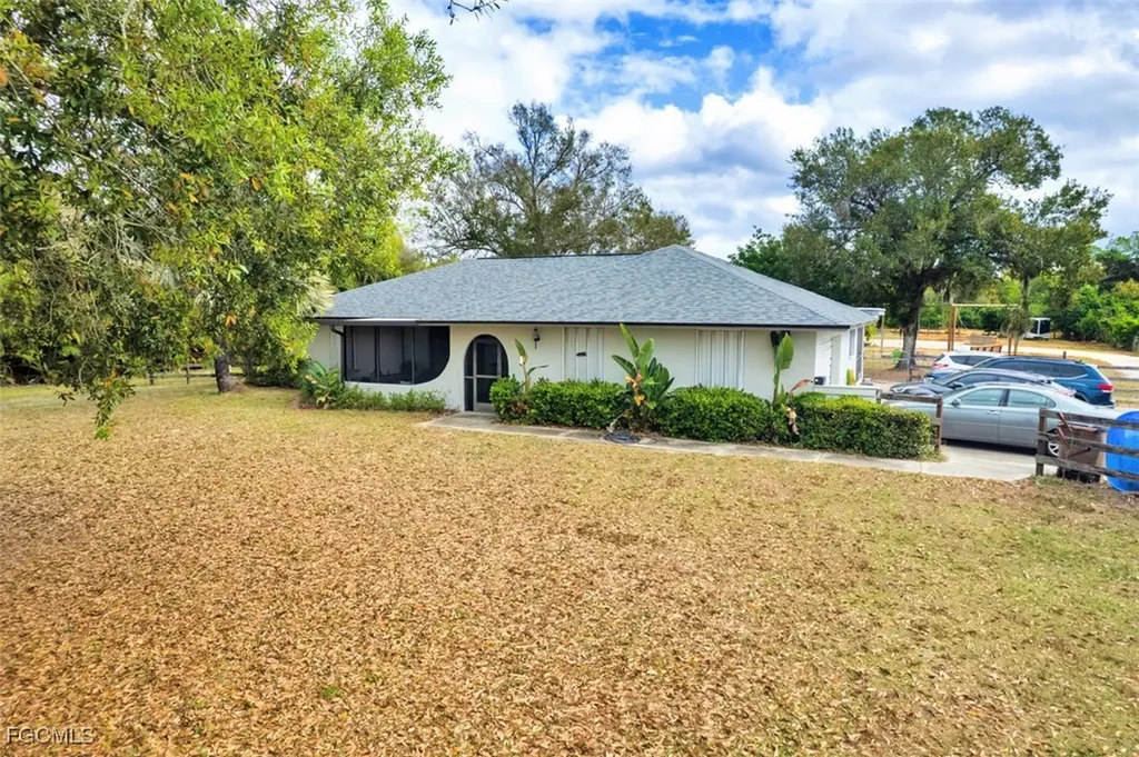 Fort Myers FL, 6971 Neal Road