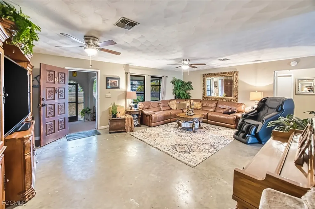 6971 Neal Road Fort Myers FL 33905