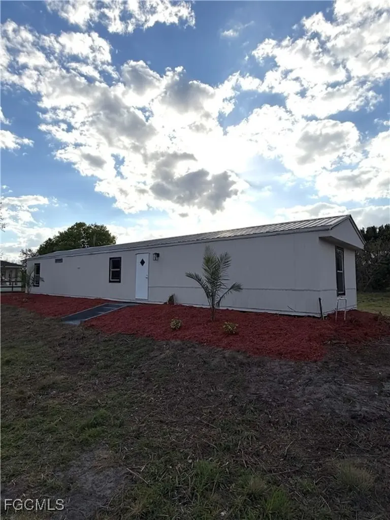 530 N Datil Street Clewiston FL 33440
