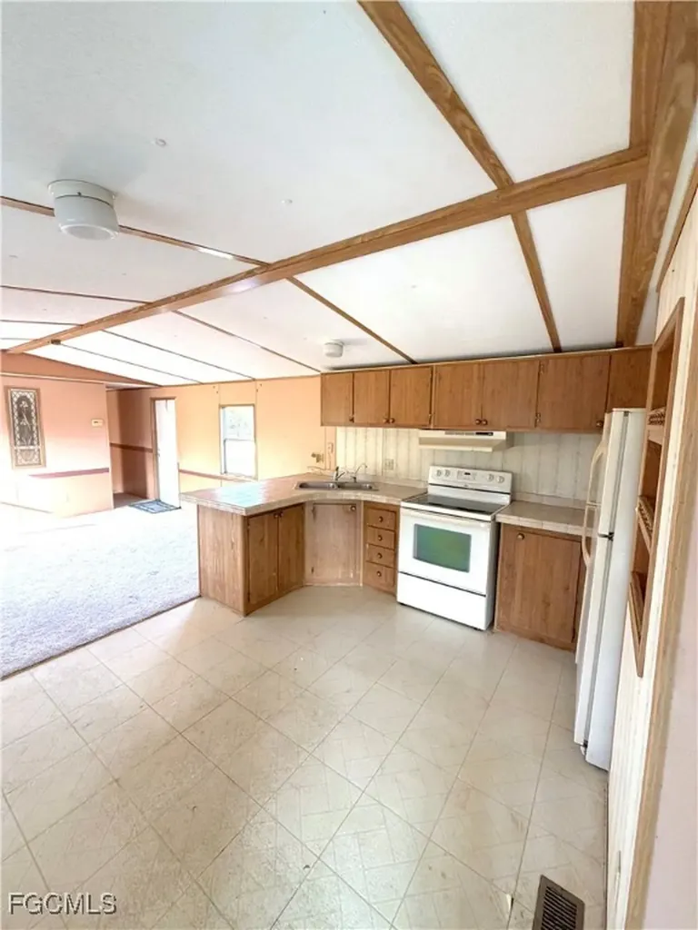 530 N Datil Street Clewiston FL 33440