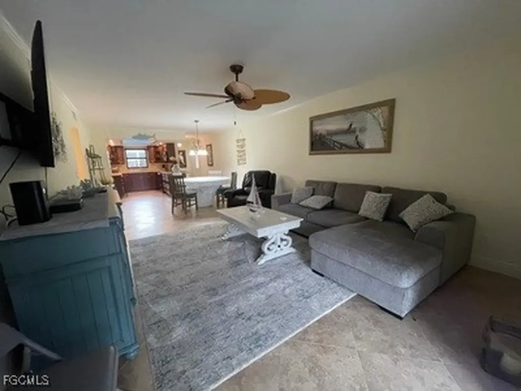 4525 Country Club Boulevard Cape Coral FL 33904