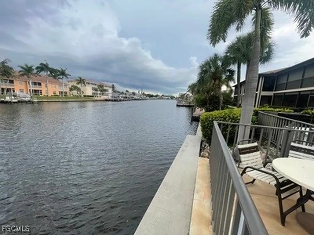 4525 Country Club Boulevard Cape Coral FL 33904