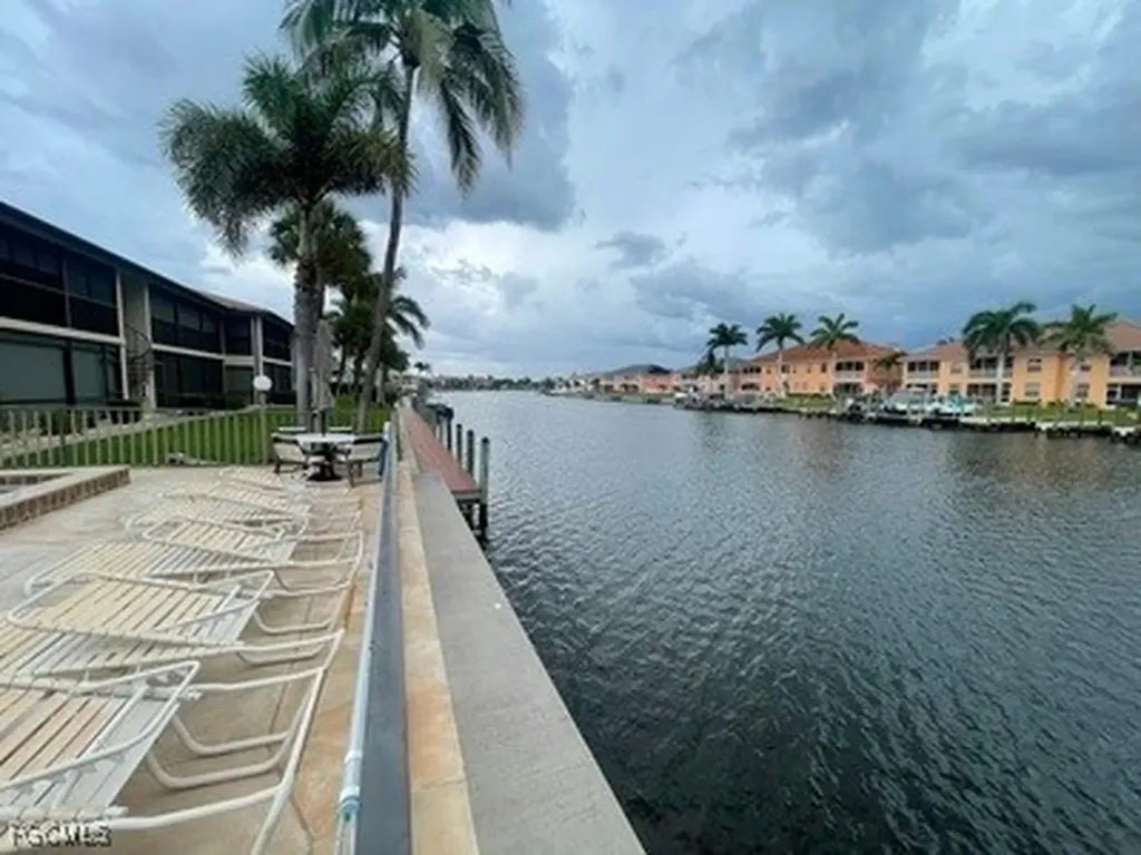4525 Country Club Boulevard Cape Coral FL 33904