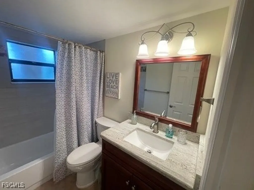 4525 Country Club Boulevard Cape Coral FL 33904