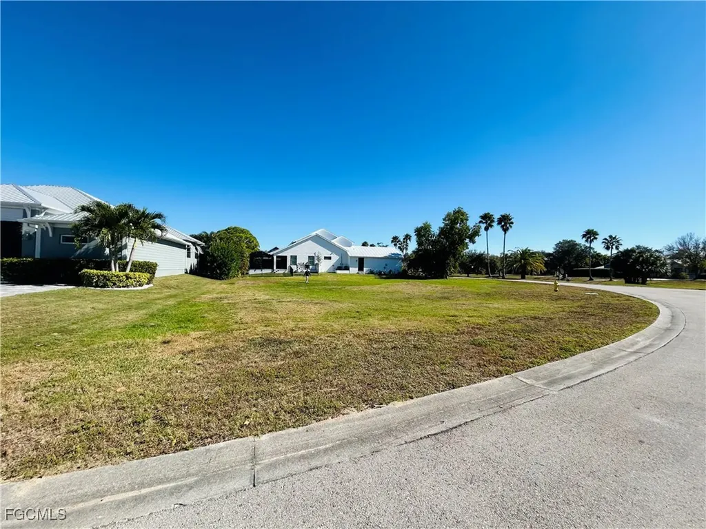 6057 Marsh Point Lane North Fort Myers FL 33917