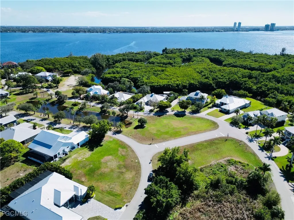6057 Marsh Point Lane North Fort Myers FL 33917