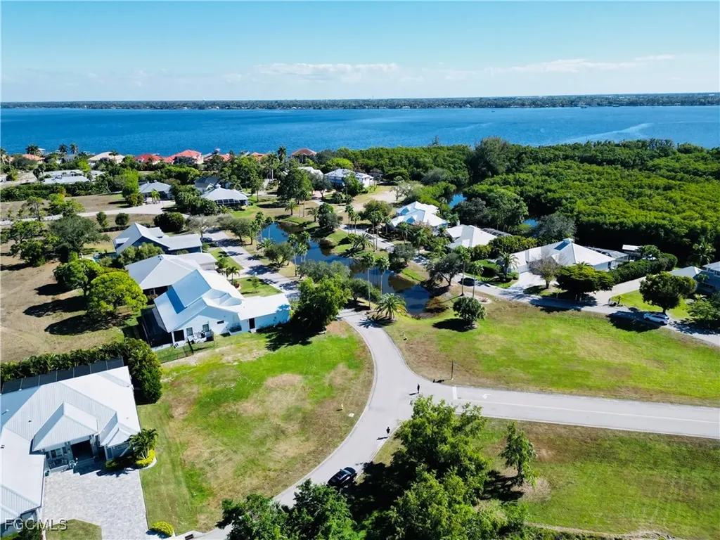 6057 Marsh Point Lane North Fort Myers FL 33917