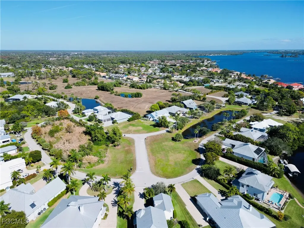 6057 Marsh Point Lane North Fort Myers FL 33917