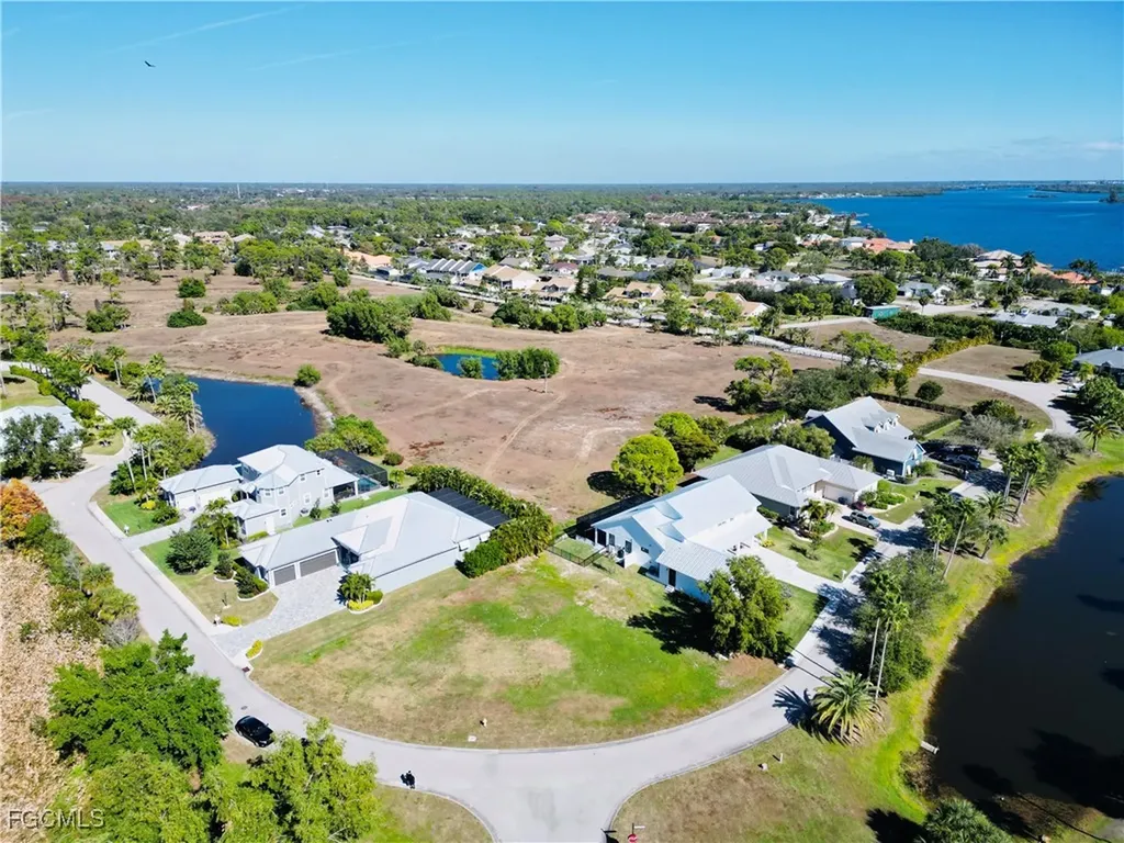 6057 Marsh Point Lane North Fort Myers FL 33917