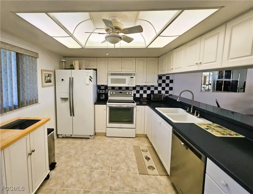 16000 Bay Pointe Boulevard North Fort Myers FL 33917