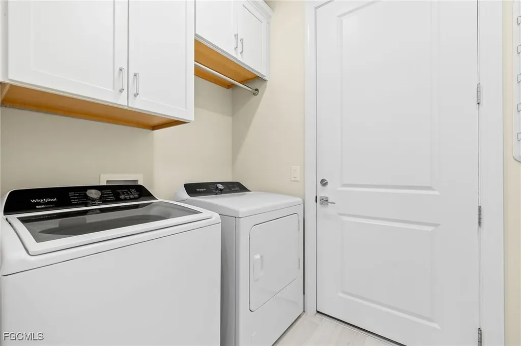 20040 Kingmont Drive Estero FL 33928