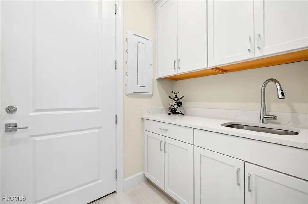20040 Kingmont Drive Estero FL 33928