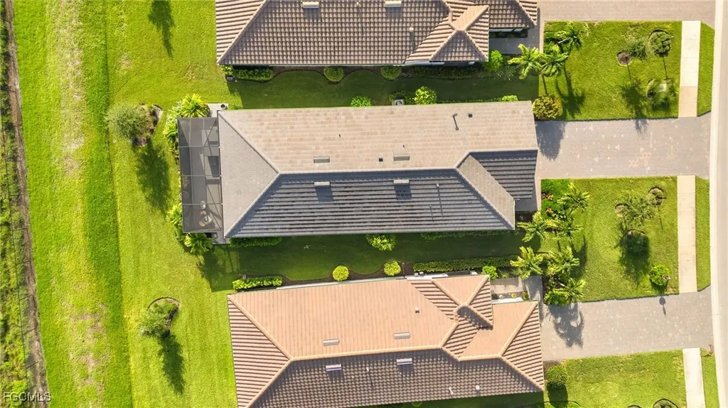 20040 Kingmont Drive Estero FL 33928