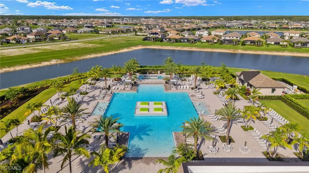 20040 Kingmont Drive Estero FL 33928