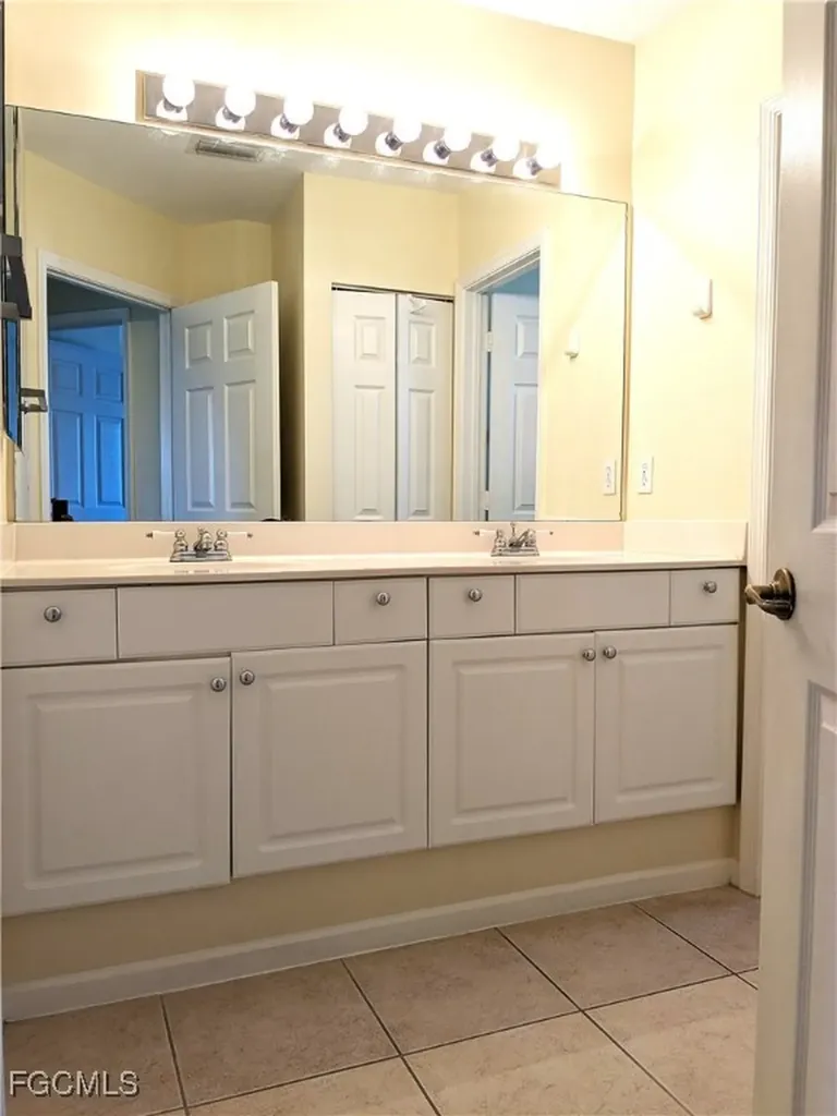13135 Broadhurst Loop Fort Myers FL 33919