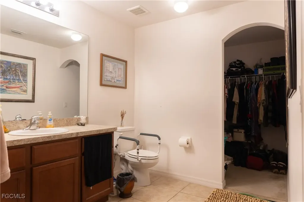 4529 SW 10th Avenue Cape Coral FL 33914