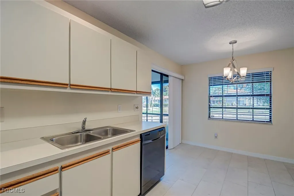 9599 Halyards Court Fort Myers FL 33919