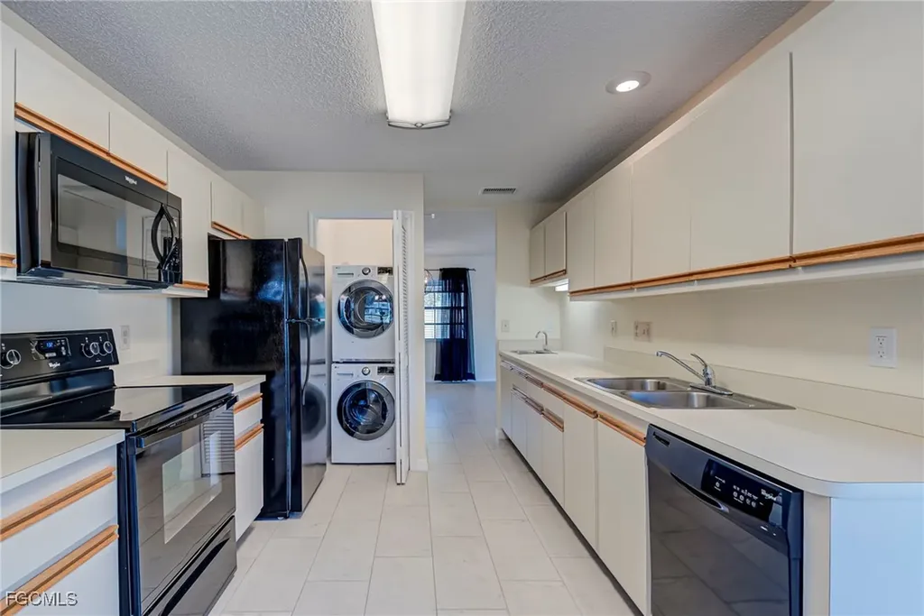 9599 Halyards Court Fort Myers FL 33919
