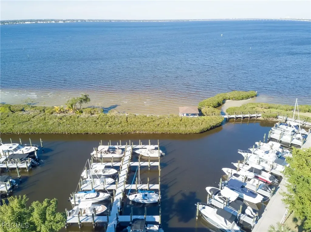 9599 Halyards Court Fort Myers FL 33919