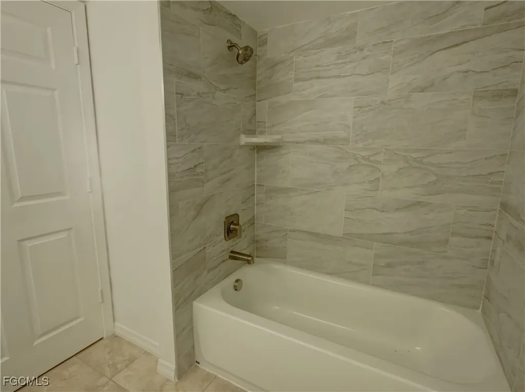 8635 River Homes Lane Bonita Springs FL 34135