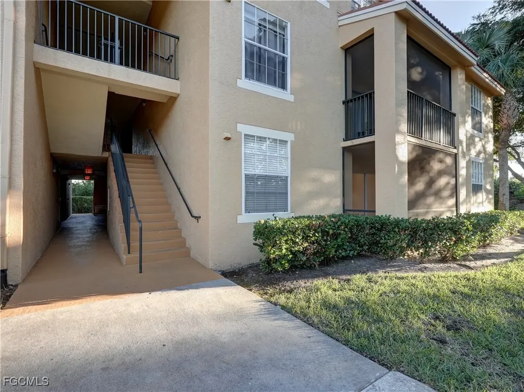8635 River Homes Lane Bonita Springs FL 34135