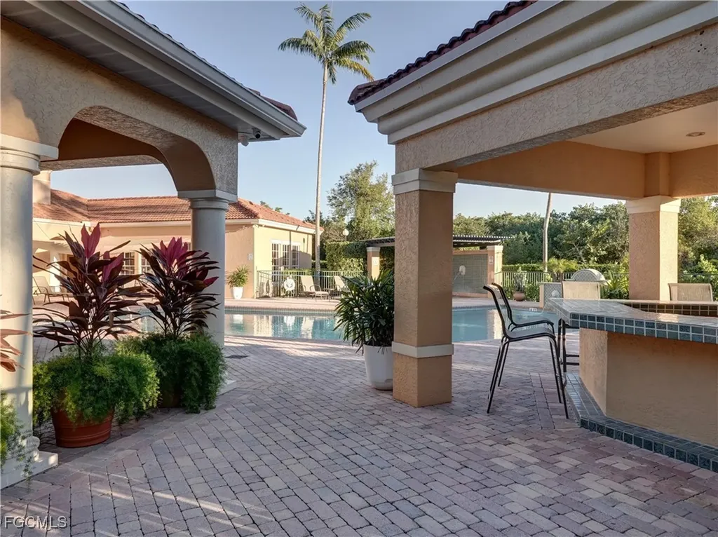 8635 River Homes Lane Bonita Springs FL 34135