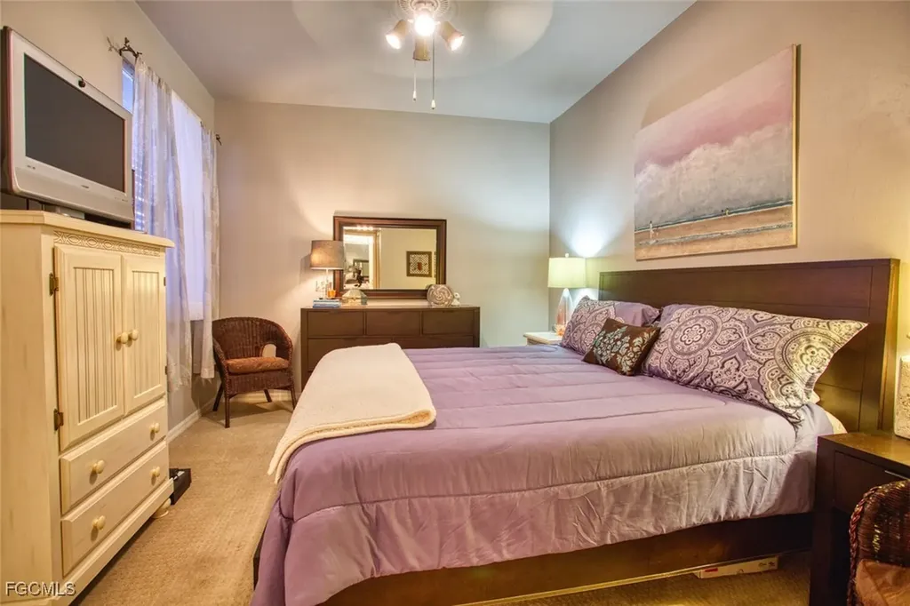 8066 Queen Palm Lane Fort Myers FL 33966