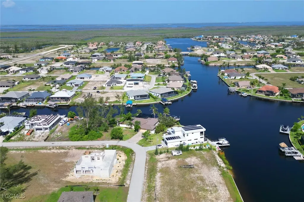 3711 NW 9th Terrace Cape Coral FL 33993