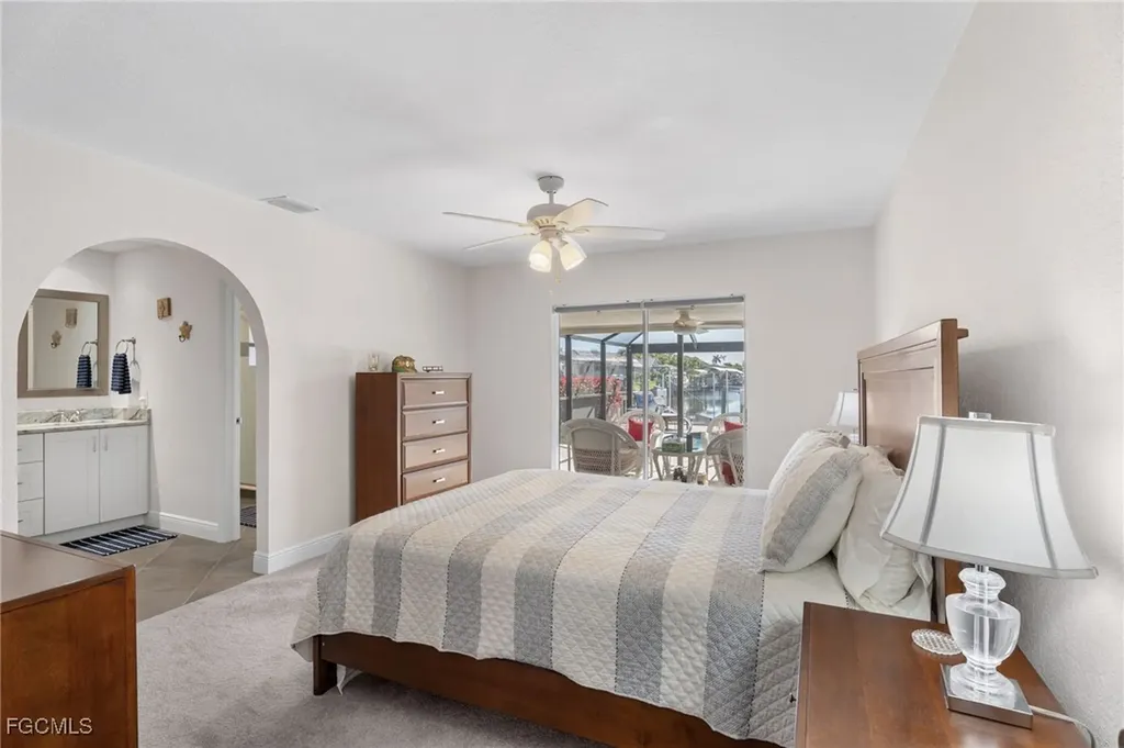 928 SW 52nd Street Cape Coral FL 33914