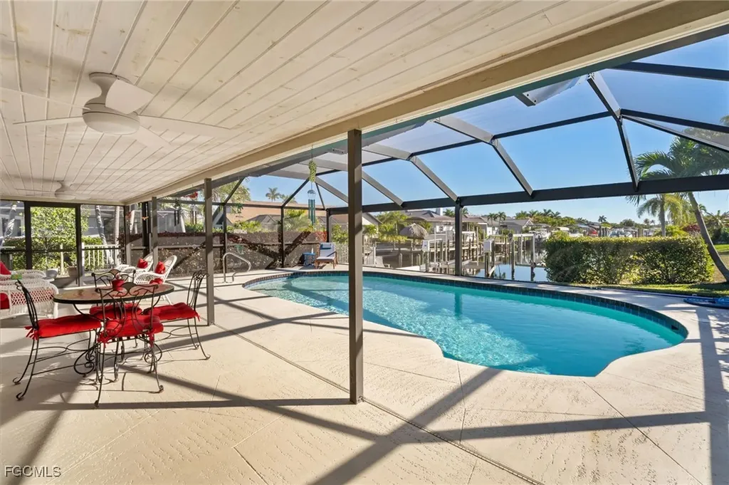928 SW 52nd Street Cape Coral FL 33914