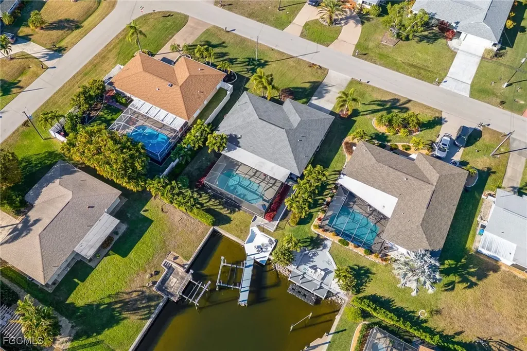 928 SW 52nd Street Cape Coral FL 33914
