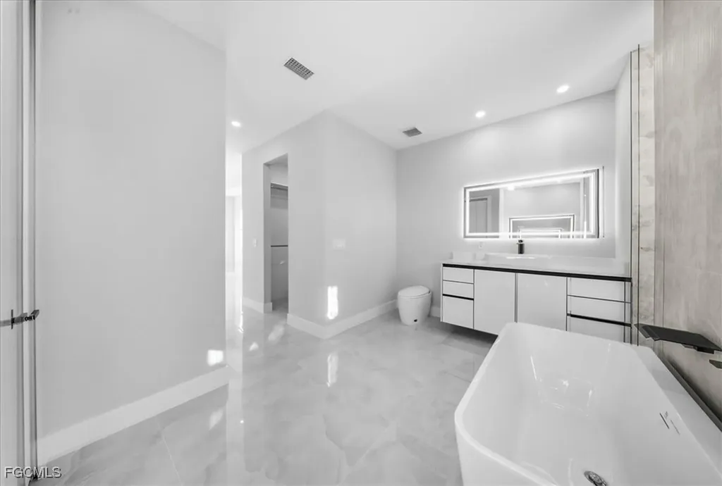 2145 El Dorado Boulevard N Cape Coral FL 33993