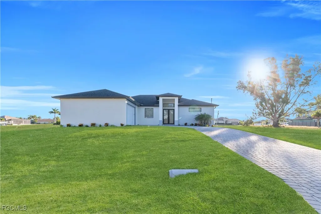 911 NW 37th Place Cape Coral FL 33993