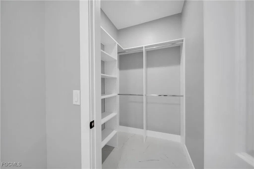 911 NW 37th Place Cape Coral FL 33993