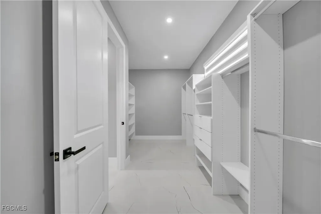911 NW 37th Place Cape Coral FL 33993