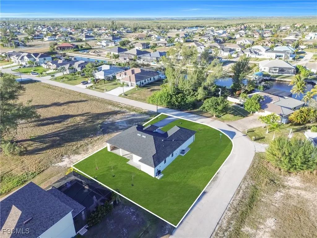 911 NW 37th Place Cape Coral FL 33993
