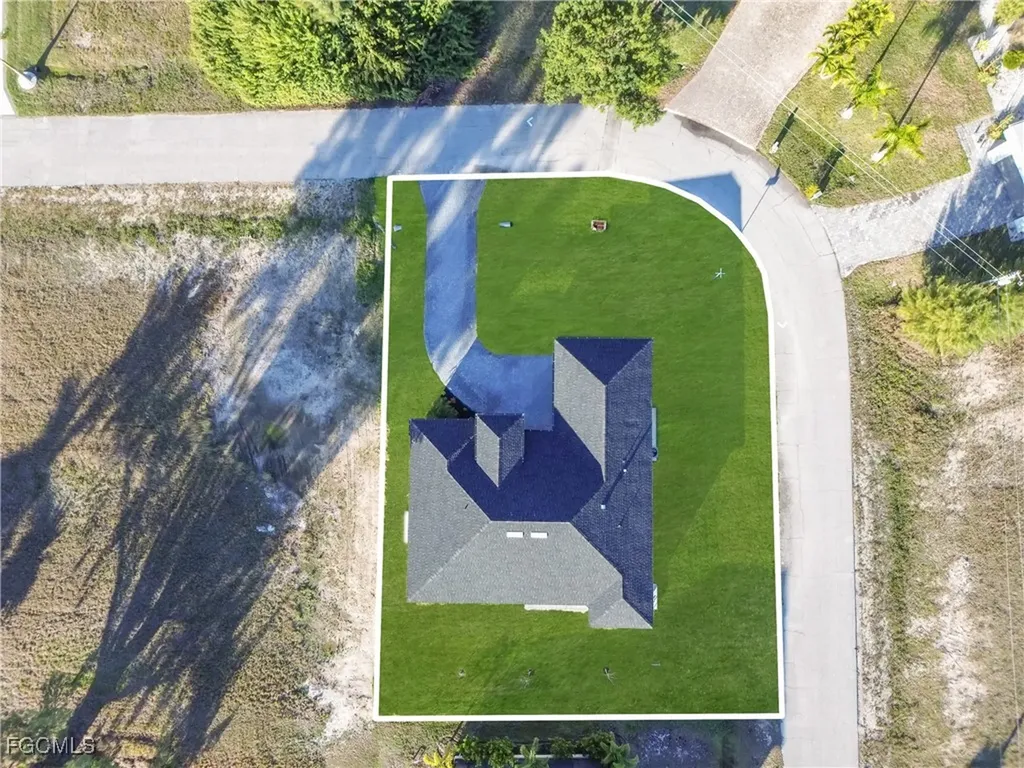 911 NW 37th Place Cape Coral FL 33993