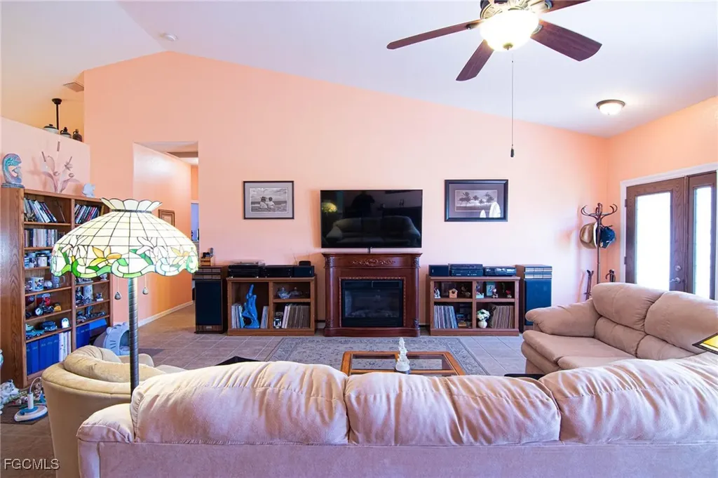 1845 NW 15th Street Cape Coral FL 33993