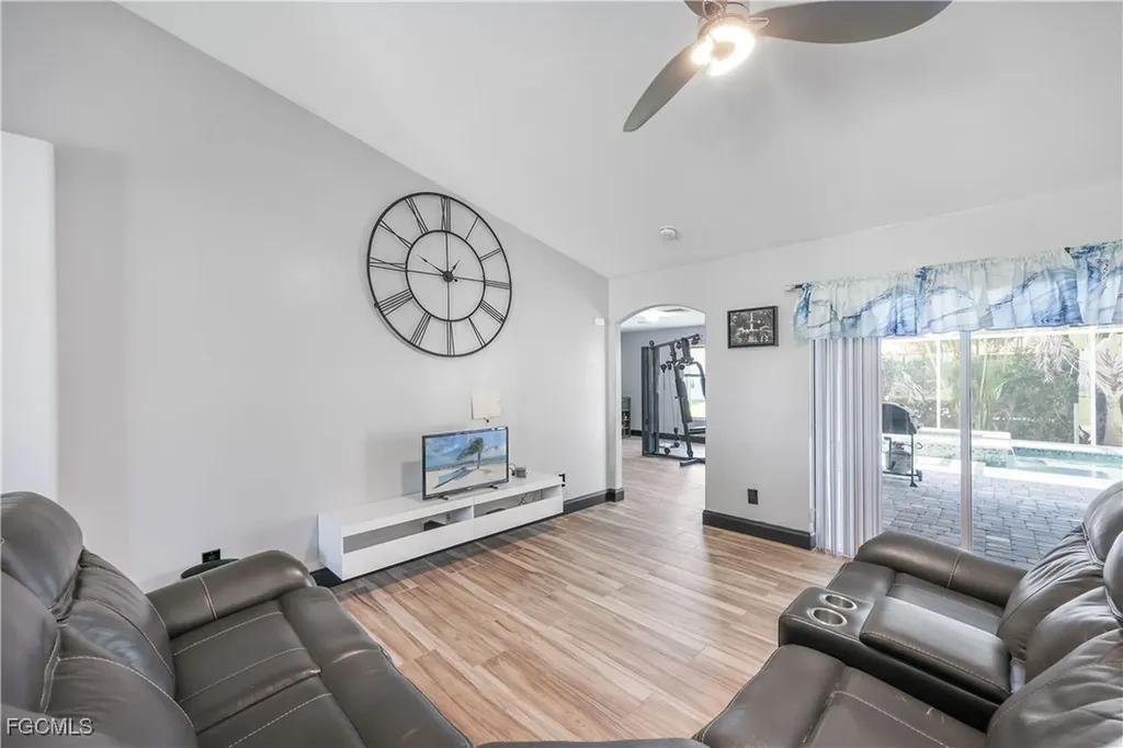 214 NW 25th Avenue Cape Coral FL 33993