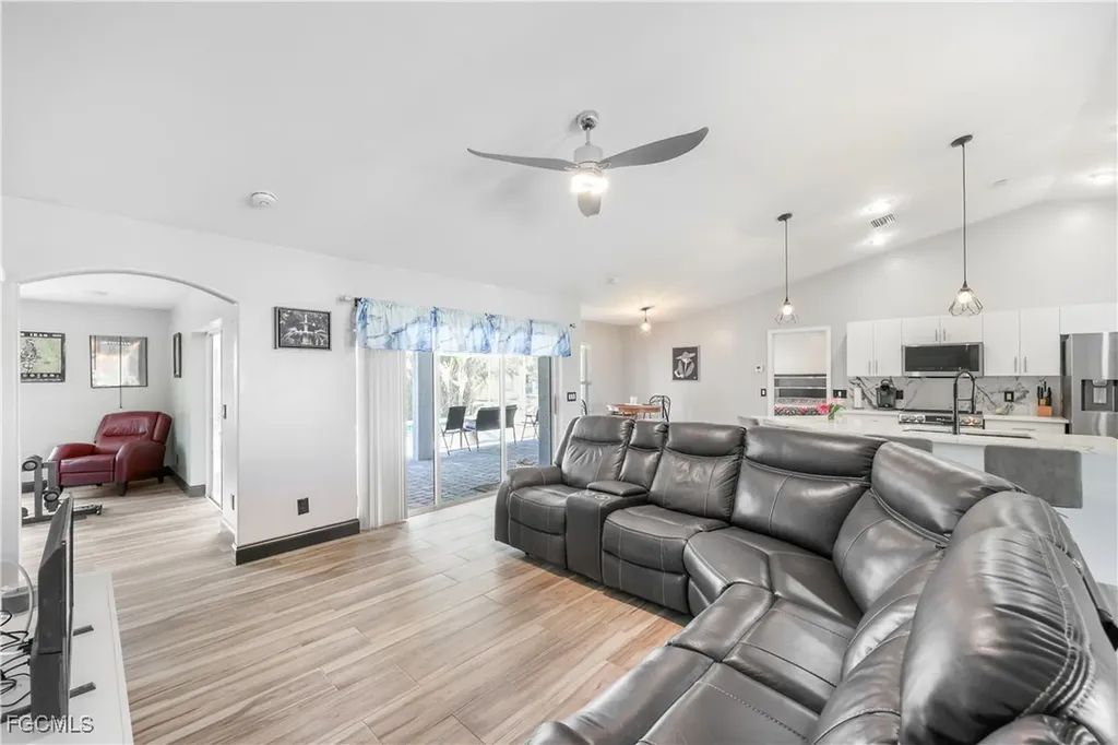 214 NW 25th Avenue Cape Coral FL 33993